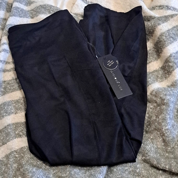 Yogalicious Pants - NWT YOGALICIOUS SIZE LARGE YOGA PANTS